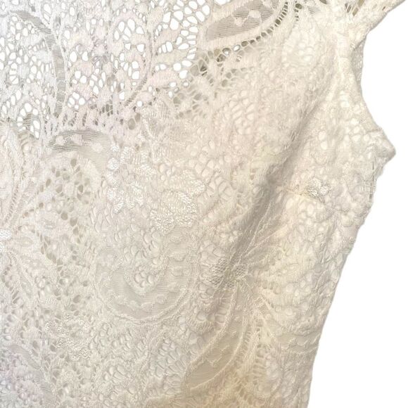 B. Darlin Fit and Flare Ivory Lace and Navy Dress - Picture 4 of 12